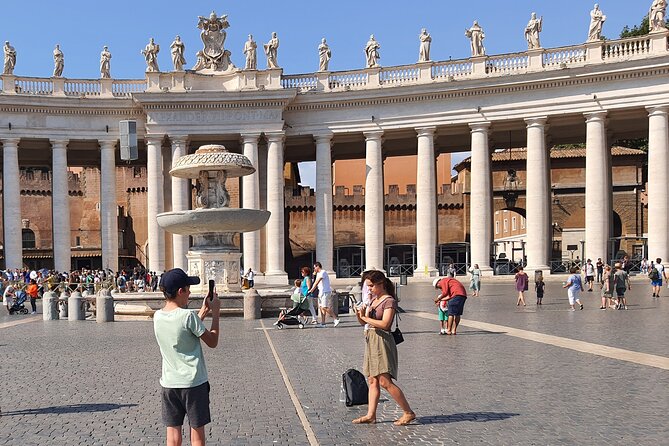 Best of St Peter Basilica Treasure Hunt for Kids and Families - Fun Facts and Trivia