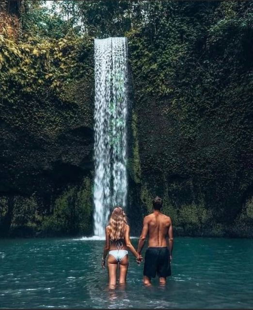 Best of Ubud Tour Rice Terrace Waterfalls & Jungle Swing - Trekking on Tegalalang Rice Terraces