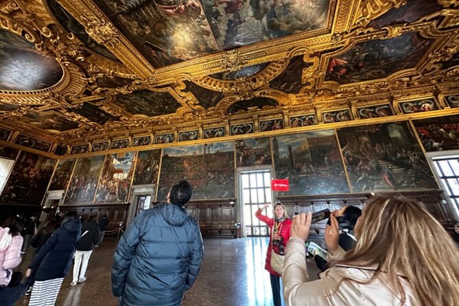 Best of Venice: Saint Marks Basilica, Doges Palace With Guide and Gondola Ride - Organization and Helpful Tips