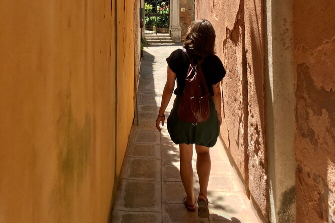Best of Venice Walking Tour With Gondola, St Marks Basilica and Doge'S Palace - Common Questions