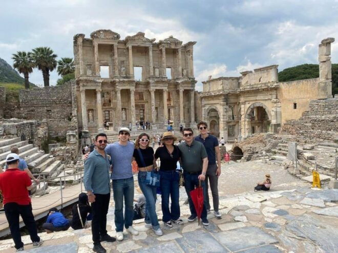 Best Price : Izmir Hotel/Airport Ephesus - Virigin Mary Tour - Guided Experience