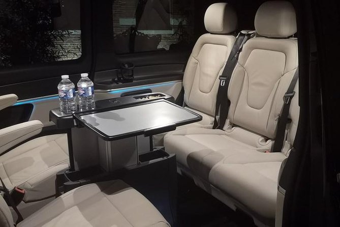 Best Private Airports Transfers - Luxury Minivan Service - Common Questions