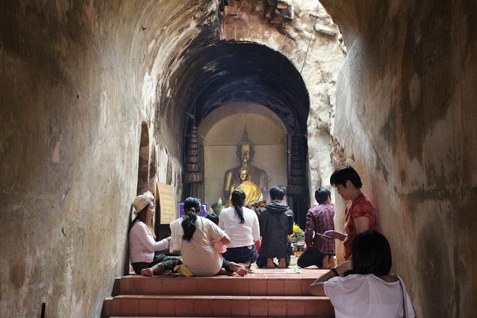 Best Seller!! Amazing Night Tour, Doi Suthep Wat Umong - Top Must Visit! - Insider Tips