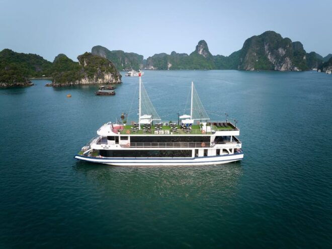 BEST SELLER Halong 5 Star Day Cruise: Buffet Lunch & Jacuzzi - Important Meeting Information