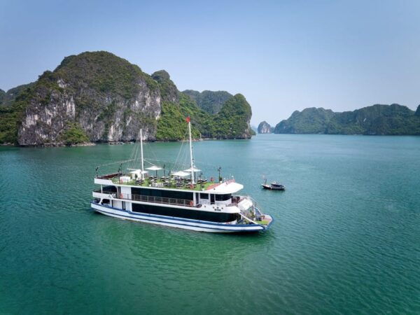 BEST SELLER Halong 5 Star Day Cruise: Buffet Lunch & Jacuzzi - Optional Transfer Details