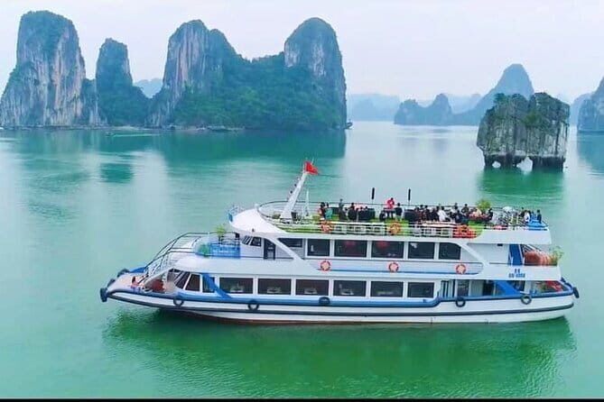 Best Selling Catamaran Cruise Premium Day Trip Explore Halong Bay - Who Is This Tour Best For?