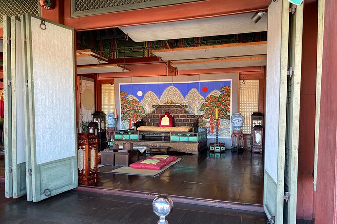 Best Seoul Historical Walking Tour - Common Questions