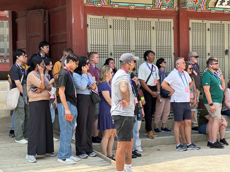 Best Seoul Palaces & N Seoul Tower Tour (Half & Full Day) - Gyeongbokgung and the Guard Ceremony