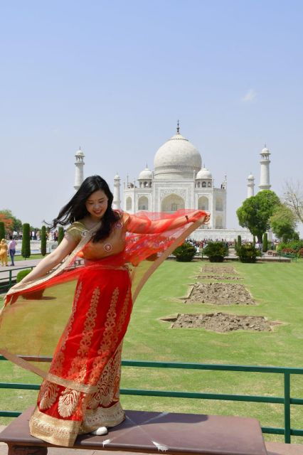 Best Taj Mahal Tour From Delhi - Multilingual Tour Guides