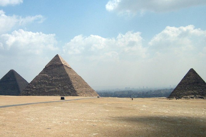 Best Two-Day Private Guided City Tour of Cairo Giza and Saqqara - Itinerary Overview