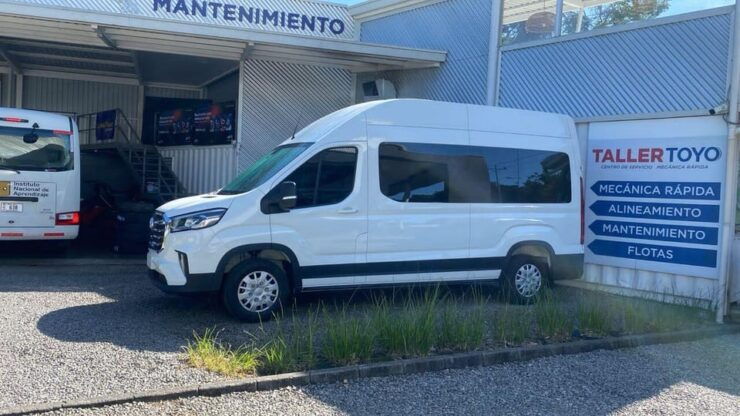 Best Value Deluxe Transportation La Fortuna - Rio Celeste - Transportation Details