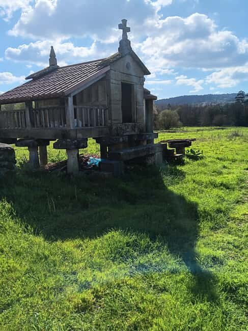 Best Way from Tui to Santiago - FAQ