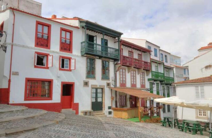 Betanzos: Essential Tour of the Citys Emblematic Places - Good To Know