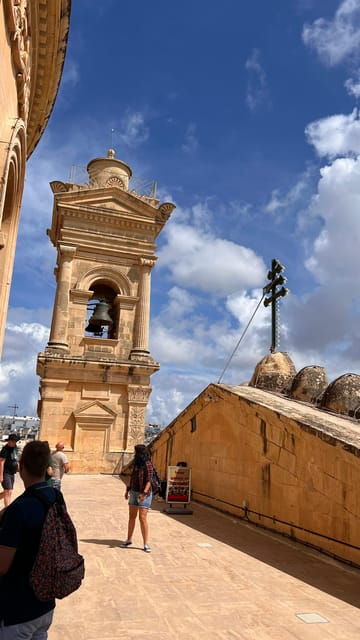Between Creations and Miracles: Handicrafts and the Basilica of Mosta TOUR IN PORTUGUESE - The Basilica of Mosta: An Architectural and Spiritual Gem  