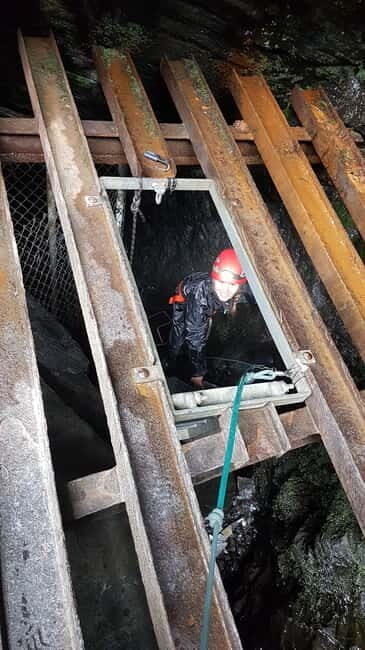 Betws-y-Coed: Underground Caving Adventure in Snowdonia - What’s Included and What to Bring