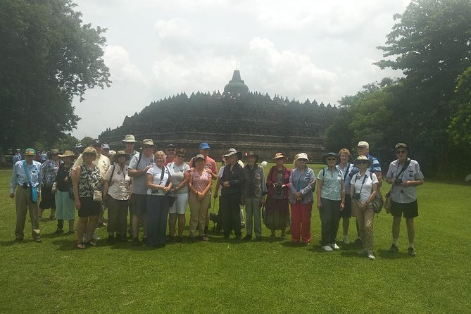 Beyond Borobudurs Sunrise Tour.( Private Tour Expert Ticket. 6 Hours ) - Tour Duration and Start Time