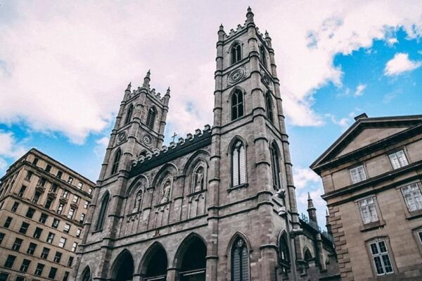Beyond the Basilica Non-Touristy Montreal Walking Tour - Discover Chinatown