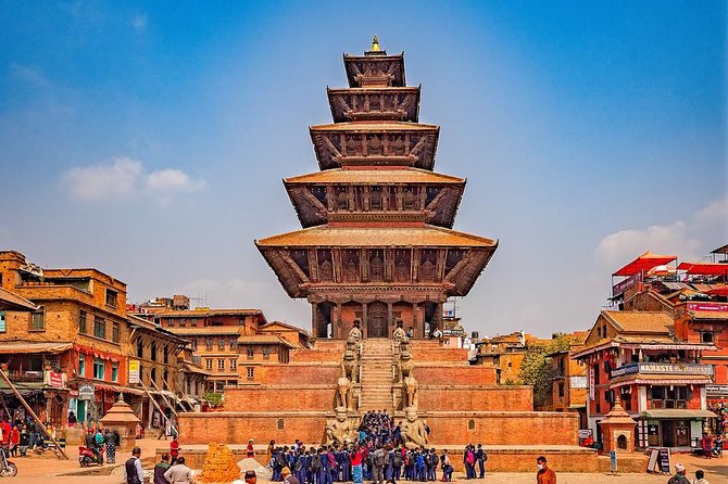 Bhaktapur and Changu Narayan Temple Sightseeing With Nagarkot Sunset Tour - Local Handicrafts and Souvenirs