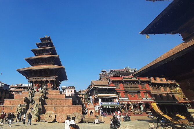 Bhaktapur Durbar Squar and Nagarkot Day Tour From Kathmandu - Tour Highlights