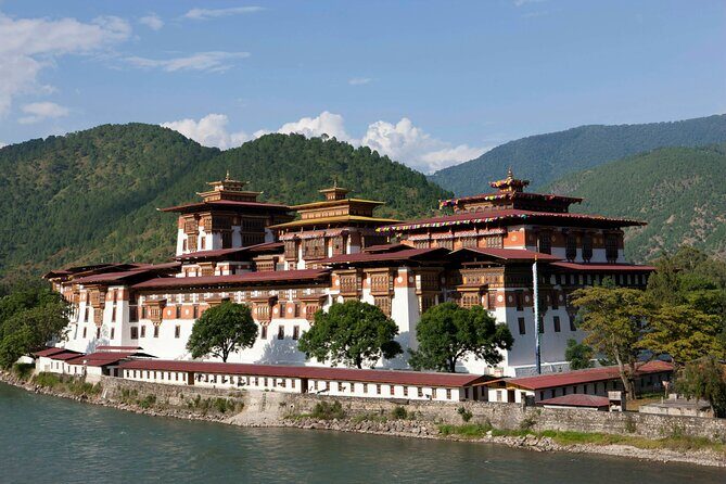 Bhutan-Buddha Point to Changangkha Hike - Introduction: A Scenic, Spiritual Stroll in Thimphu