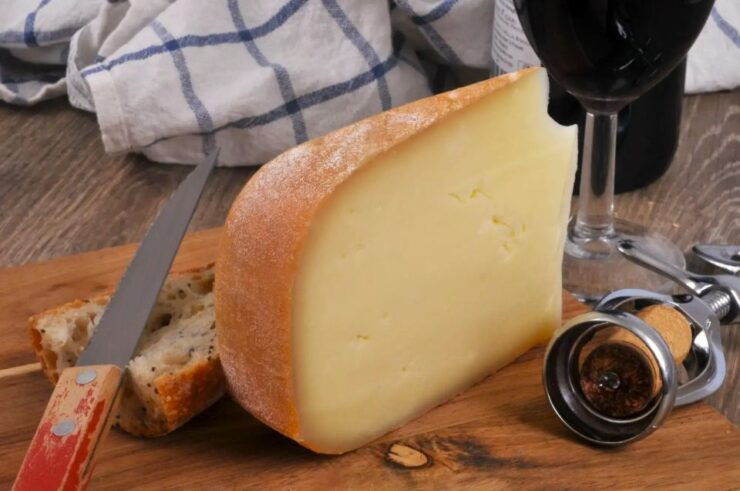 Biarritz Guided Walking & Gourmet Tour - Tour Details