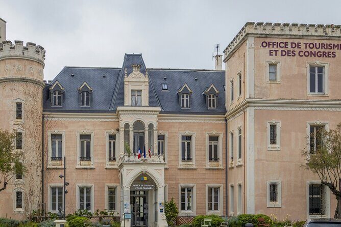 Biarritz Scavenger Hunt and Sights Self-Guided Tour - Detailed Breakdown of Highlights and Stops