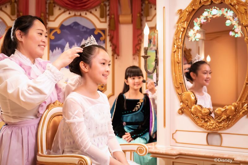 BibbidiBobbidiBoutique - Disney Princess Make-up and Photo Shooting Service - Photos: one print included, extras can be costly