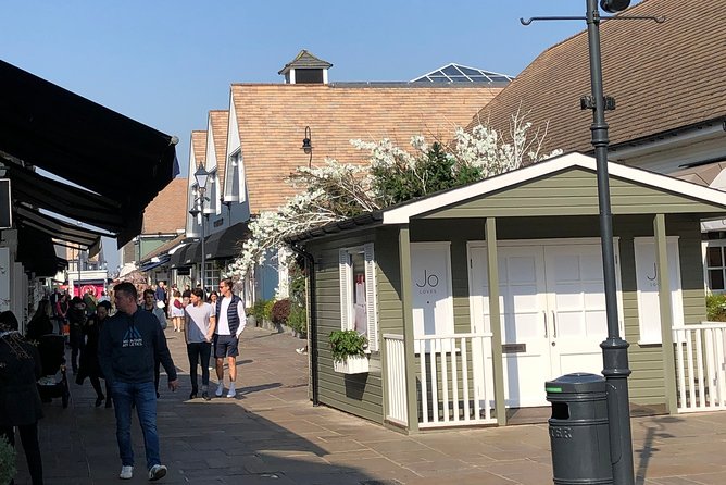 Bicester Village Private Guided Shopping Experience - Pickup Points