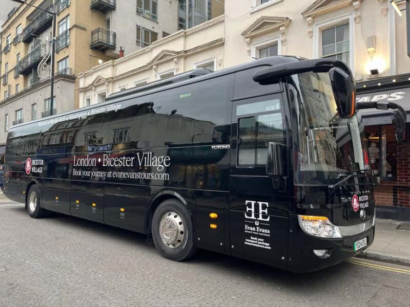 Bicester Village Shopping Trip from London with VIP Discount - Comfort and Convenience of Transportation