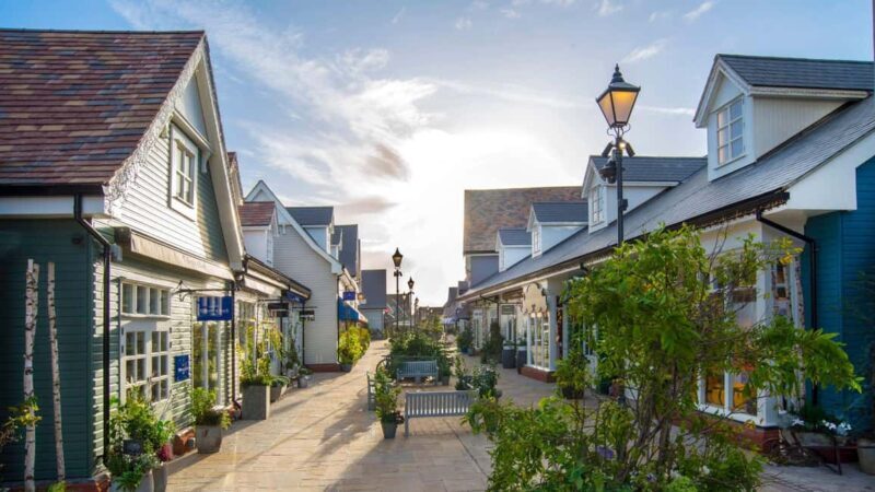 Bicester Village Shopping Trip from London with VIP Discount - Who Will Benefit Most?