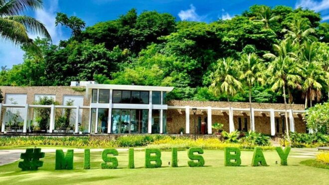 Bicol Philippines: Exclusive Misibis Bay Resort Day Tour - Booking