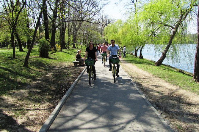 Bicycle Sightseeing in Bucharest - Meeting and Pickup Information