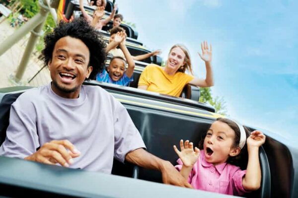 Biddinghuizen: Walibi Holland Entry Ticket - Thrilling Rollercoaster Highlights