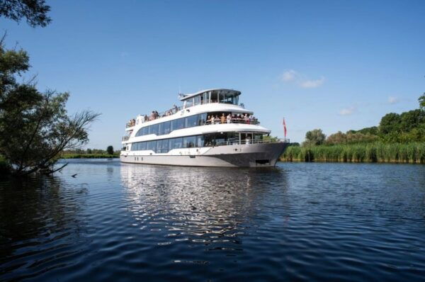 Biesbosch: Boat Cruise Through National Park - The Sum Up