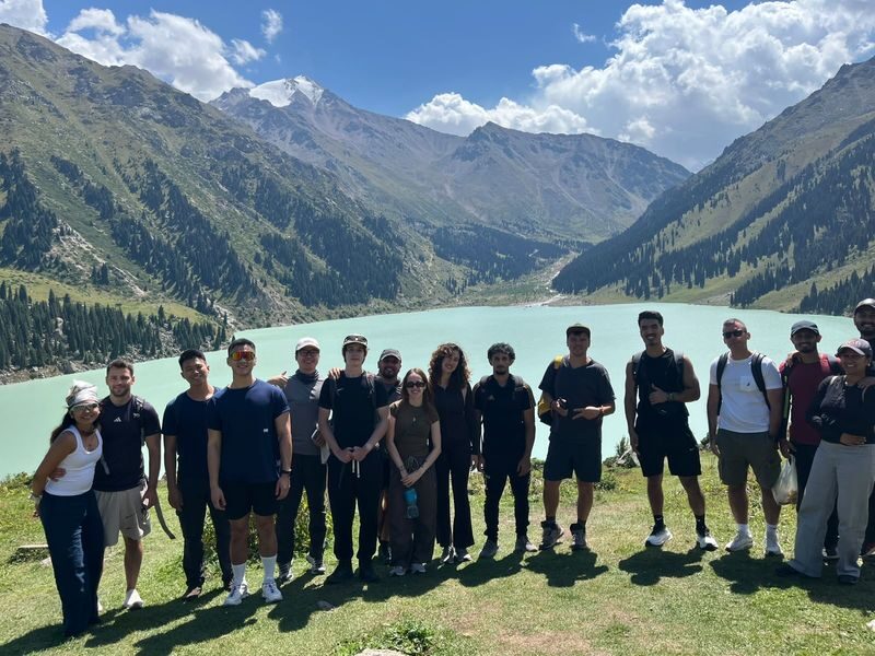 Big Almaty Lake & Alma-Arasan Half-day Mountain Tour - The half-day format and what it means