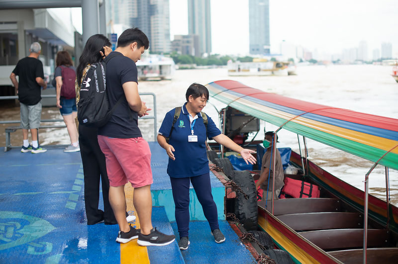 Big Buddha (Wat Paknam) and Canal Longtail Boat Sightseeing Tour - From Sathorn Pier into Bangkok’s canals
