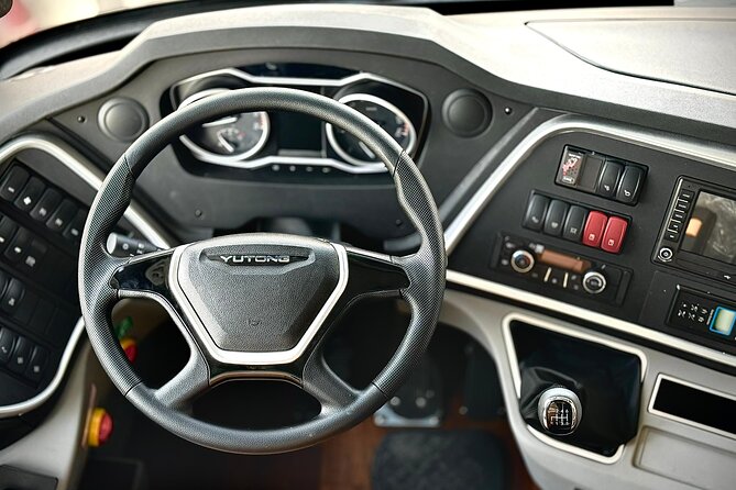 Big Bus 50 Seater Bus Dubai Full Day Chauffer - Inclusions