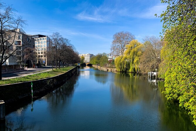 Big Bus Berlin Live Guided Panoramic Tour by Open Top Bus - Frequently Asked Questions