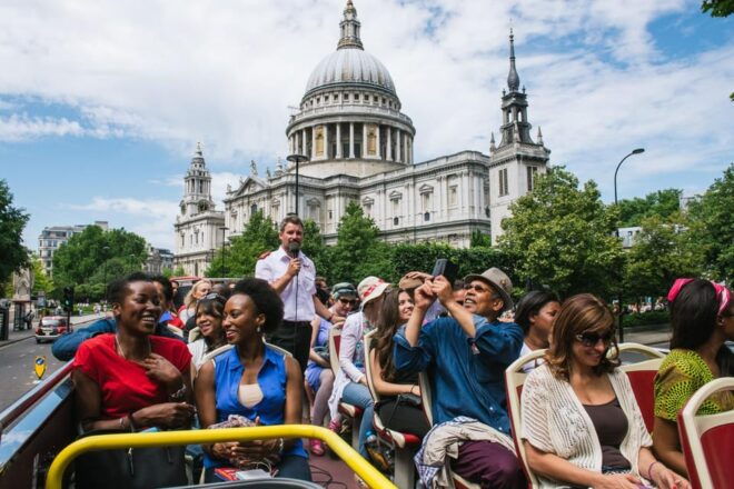 Big Bus London Live-Guided Panoramic Tour & Hop-on, Hop-off - Meeting Point and Schedule