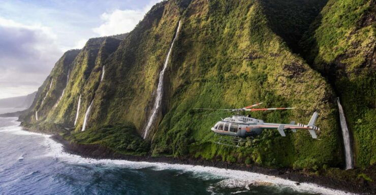 Big Island: Circle Island Helicopter Tour From Kona - Experience Highlights