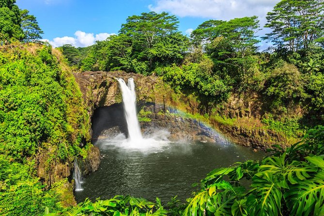 Big Island in a Day: Volcanoes Waterfalls Sightseeing and History - Scenic Journey From Kona to Waimea