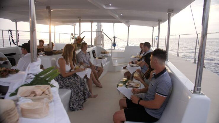 Big Island: Morning Snorkel Sail to Captain Cook's Monument - Snorkeling Experience