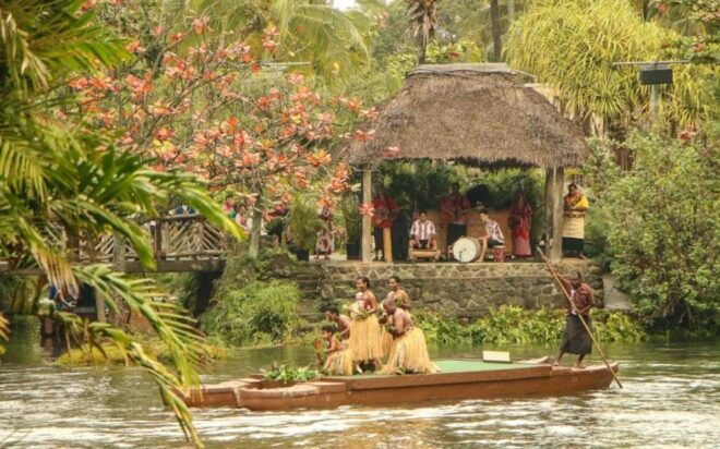 Big Island: Polynesian Cultural Center & Pearl Harbor Tour - Pearl Harbor Exploration