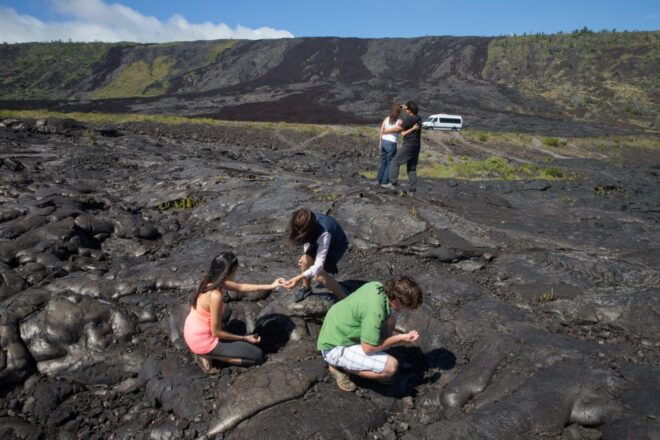 Big Island Twilight Volcano and Stargazing Tour - Selecting Participants and Dates