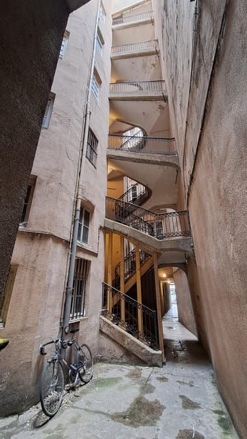 Big Traboules in Little Lyon : Private Walking Tour - Basilica Notre-Dame De Fourviere