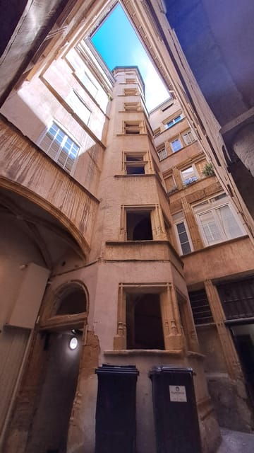 Big Traboules in Little Lyon : Private Walking Tour - Customer Feedback