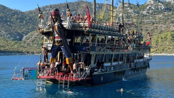 Bigboss Pirate Boat - Pricing and Payment Options