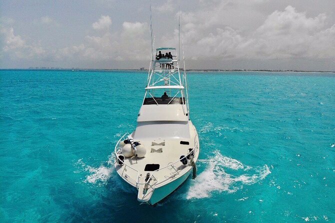 Biggest Luxury Yacht Boat Best in Cancun up to 28 Pax - Directions