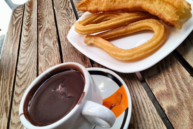 Bike and Bite Barcelona: A Culinary Journey on Two Wheels - A Cultural Fusion of Flavors