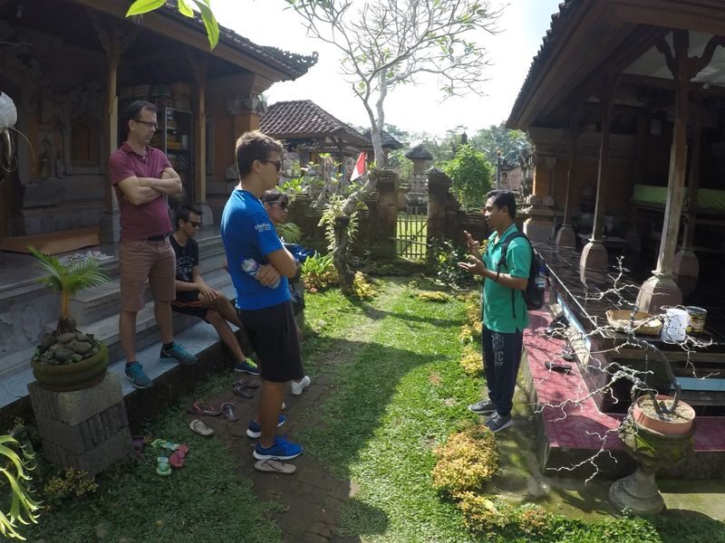 Bike Tour in Tegalalang with Lunch - A traditional house gives the scenery context